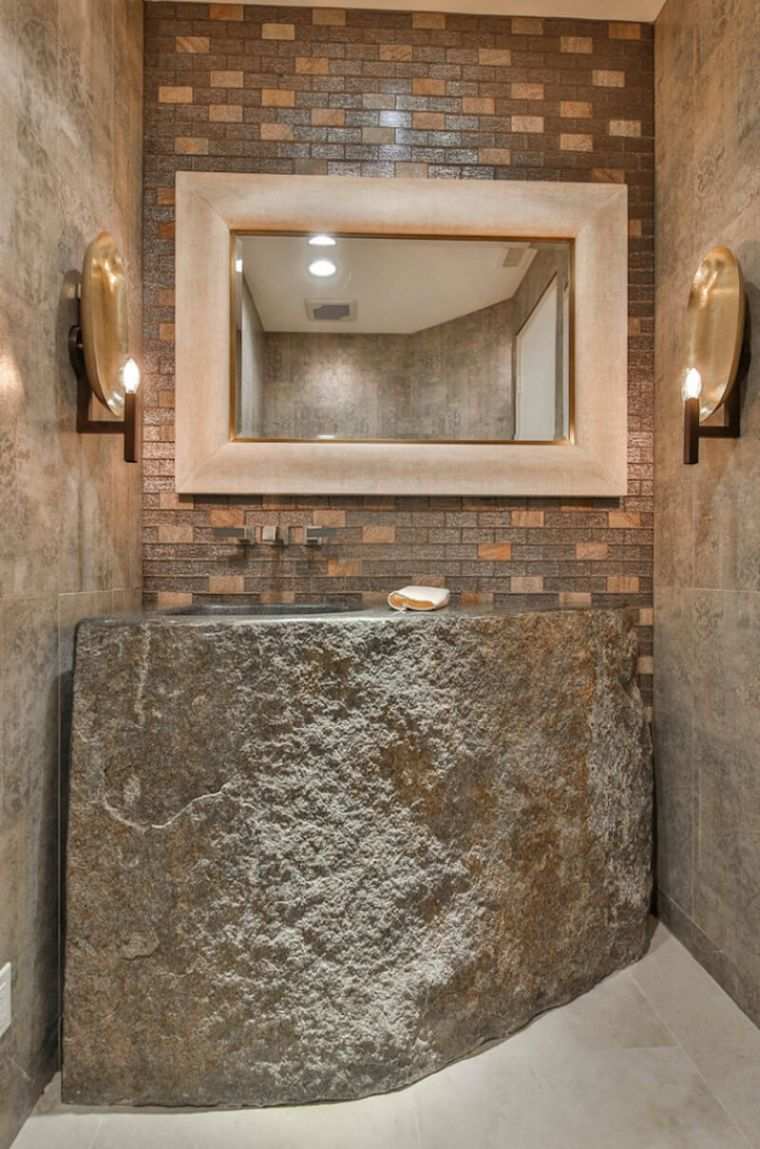 kőből készült fürdőszobai mosogató
