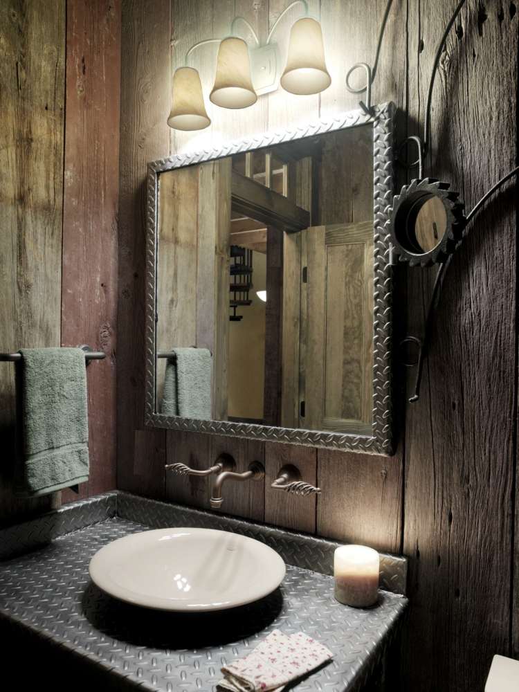 kupaonica s rustikalnim namještajem