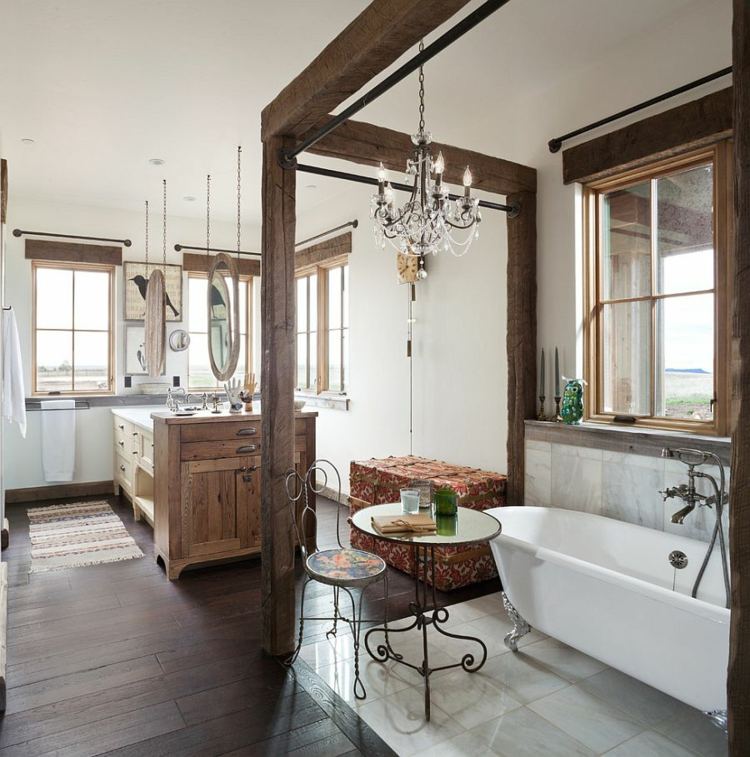 prostrana kupaonica u rustikalnom stilu