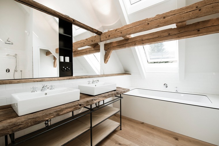 Bagno scandinavo piano di lavoro in legno lavello vasca da bagno in parquet