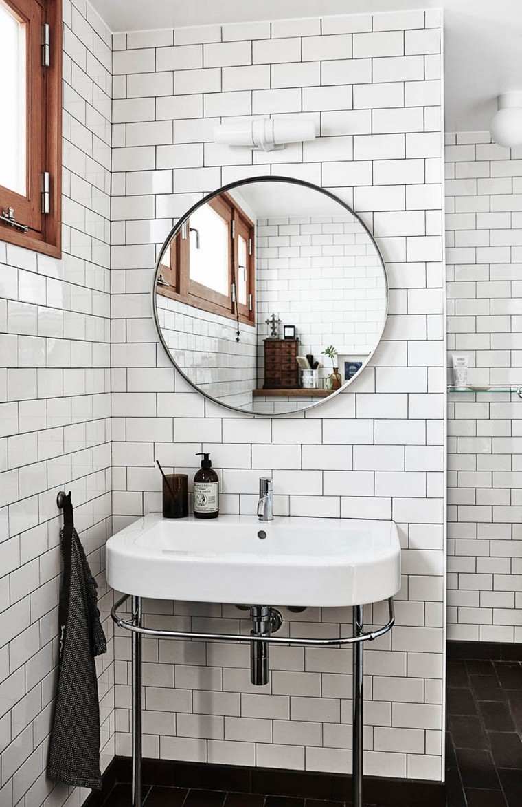 idea-specchio-bagno-moderno-scandinavo