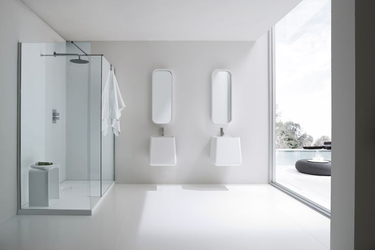 modernaus stiliaus dušo kambarys