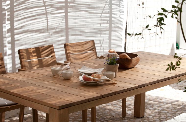 mobili-patio-giardino-legno-massello-teak-tavolo-sedie-design-tribe