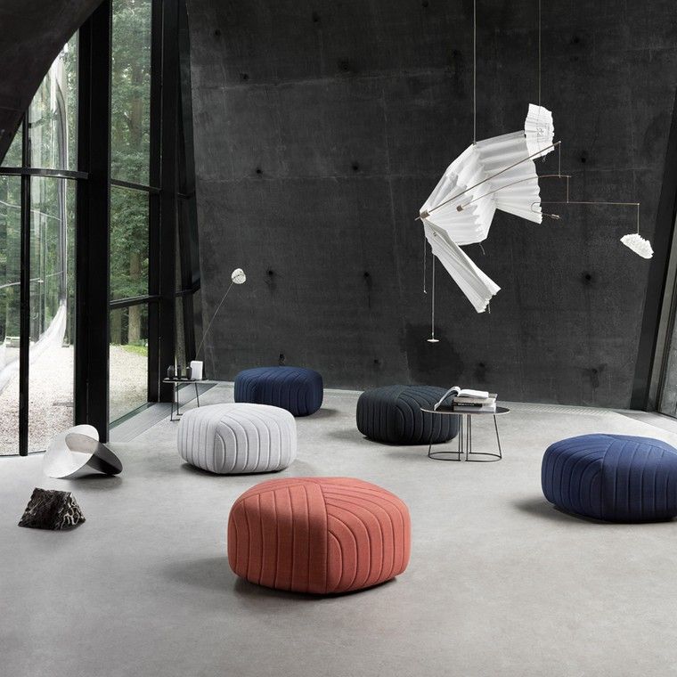 pouf soggiorno scandinavo idea interior design muuto pouf lampada a sospensione