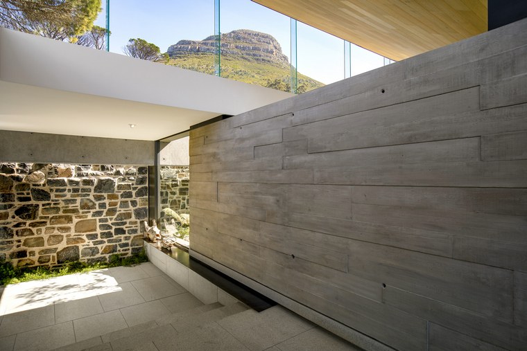 Saota ZA Kloof 119a