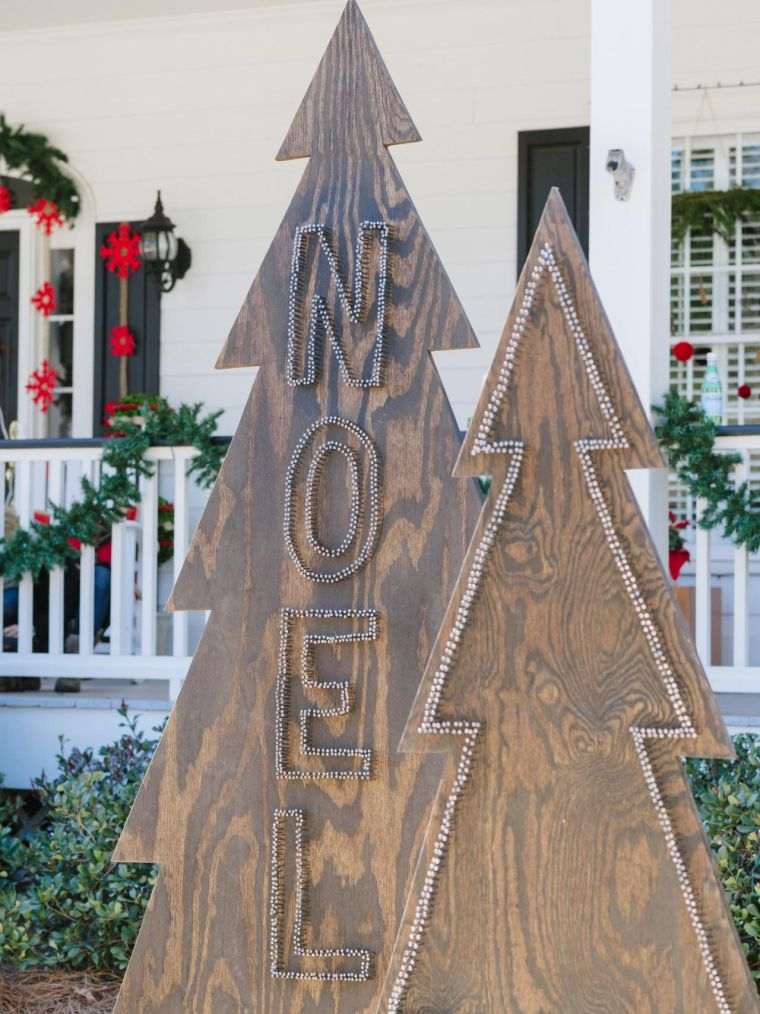 diy-drveno-božićno drvce-za-na otvorenom