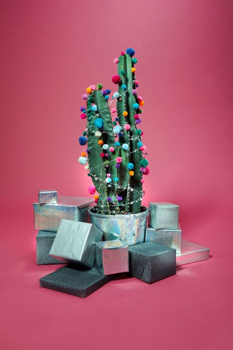 eredeti fa alternatív dekorációs ötlet fa kaktusz girland