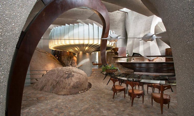 scultura moderna casa-deserto-kellogg-interior-eccezionale-vurgin