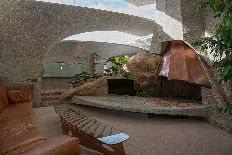 moderna-scultura-casa-deserto-kellogg-collaborazione-vurgin