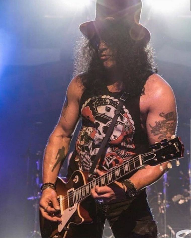 Slash gutarist sul palco