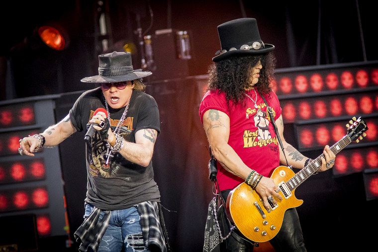 Concerto degli Slash Guns N Roses