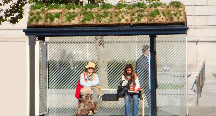 affascinante stazione degli autobus olandese