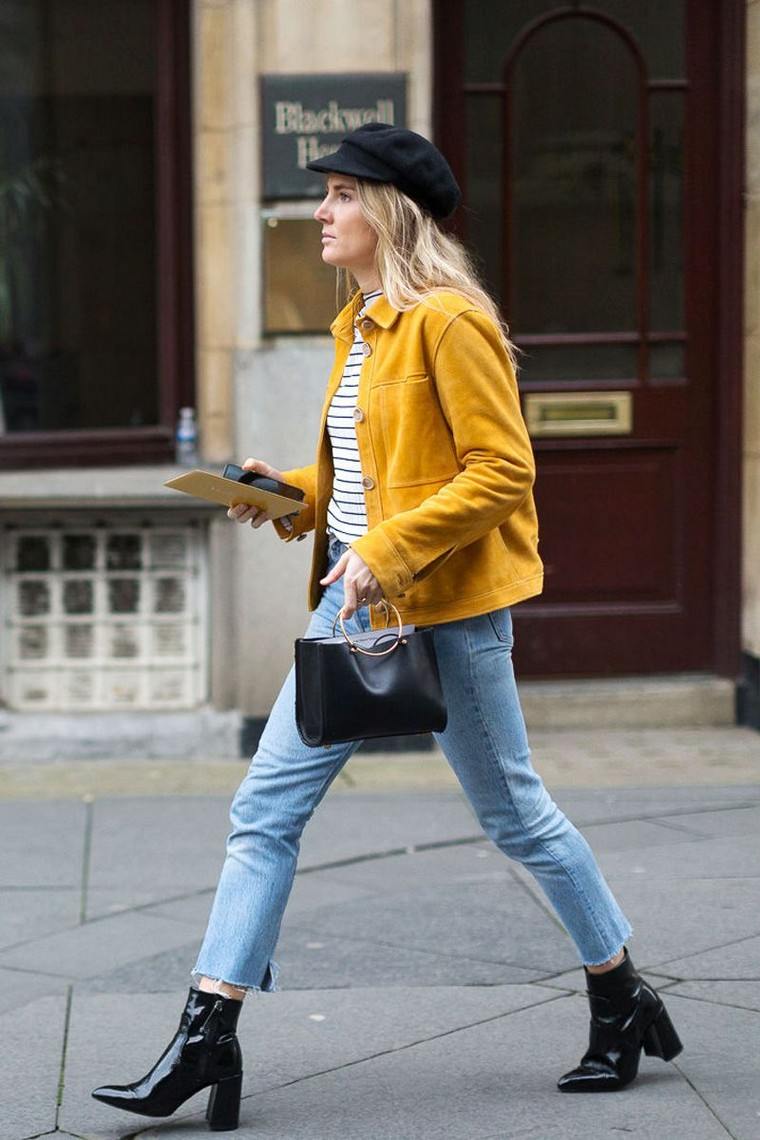 gatvės mados moteris garstyčių geltona striukė džinsai idėja moteris apranga
