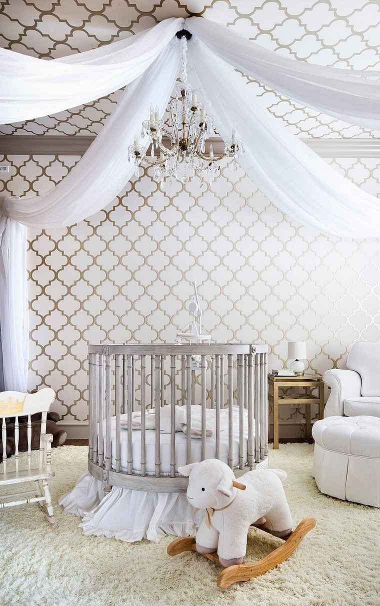 赤ちゃんの部屋の壁紙のデザインのアイデア
