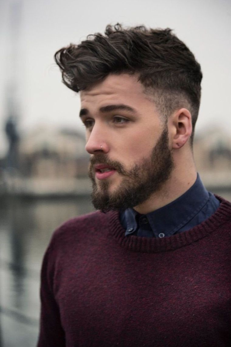 szakáll-férfi-rövid-frizura