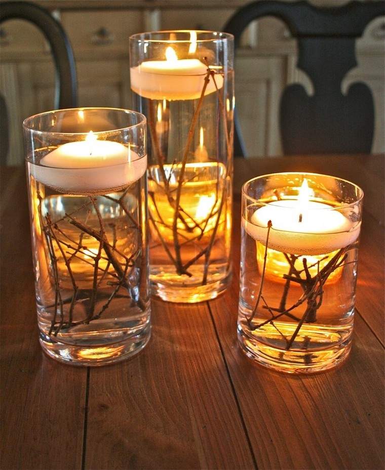 rudens stalo dekoro žvakės žvakidės dekoravimo idėjos rudens stalo idėjos