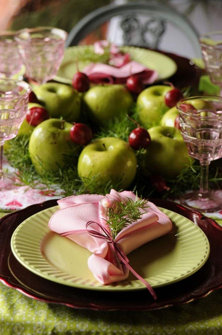 obuolių deko centras-stalas