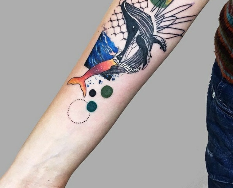 idea tatuaggio balena tatuaggio braccio avambraccio colori del tatuaggio