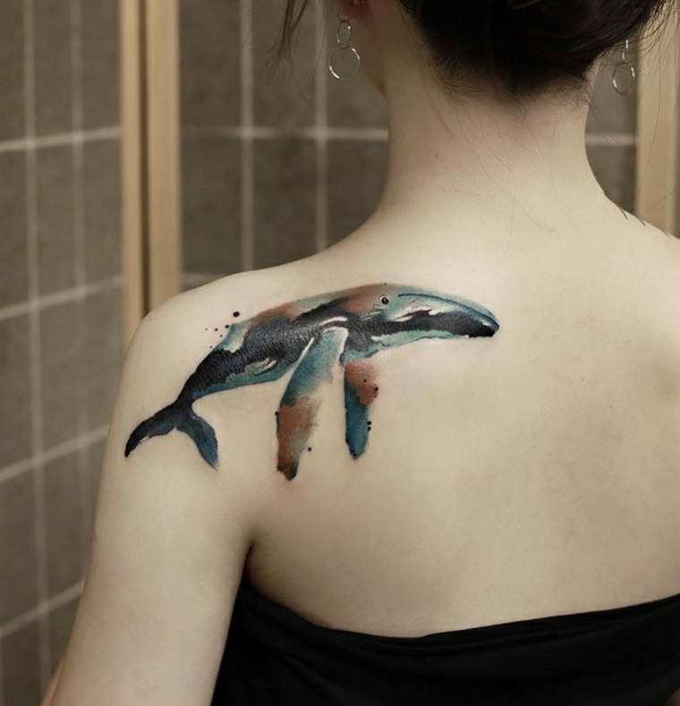 Banginio tatuiruotės nugaros tatuiruotės idėjos moteriai