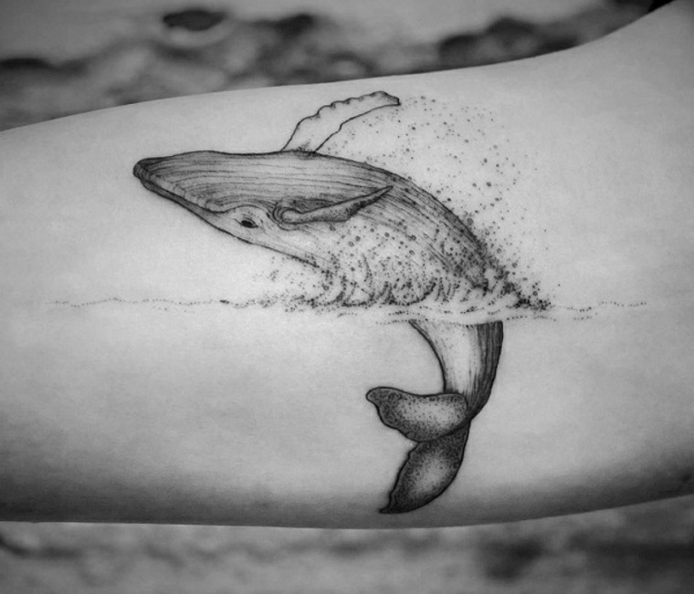 Idea tatuaggio balena tatuaggio braccio uomo donna originale