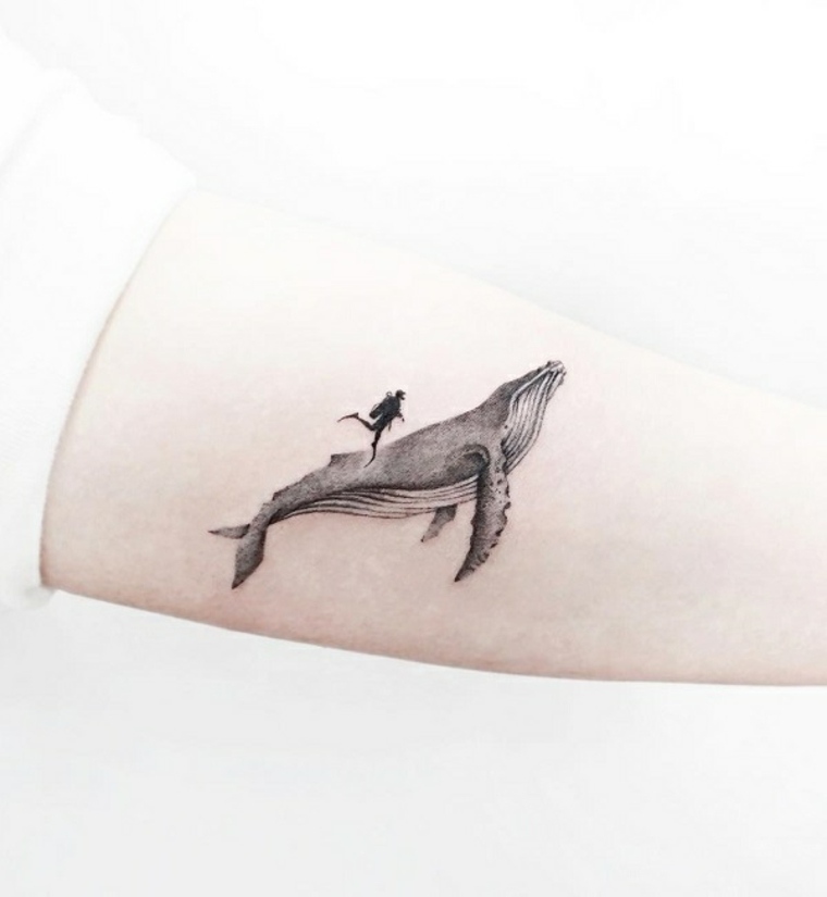 Modello di idea tatuaggio balena tatuaggio braccio avambraccio