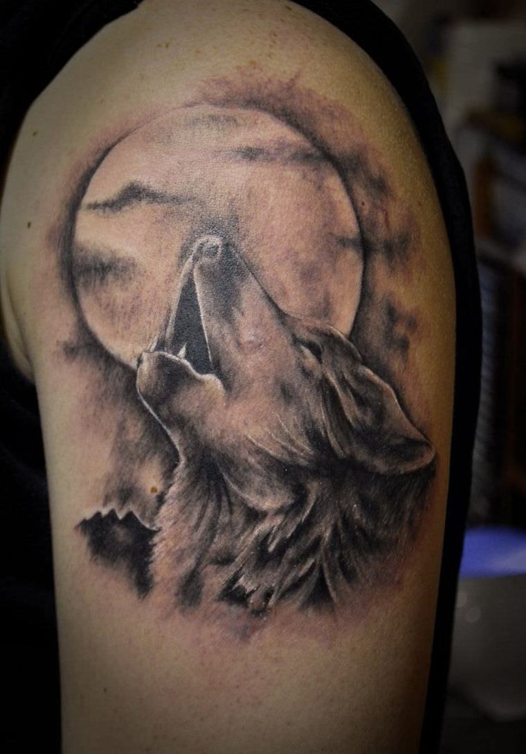 tatuaggio di lupo mannaro
