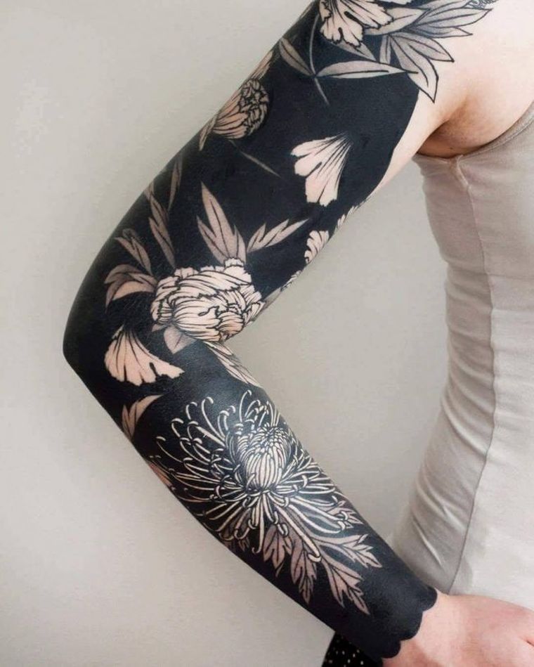 Dizajn tetovaže cvijeta krizanteme