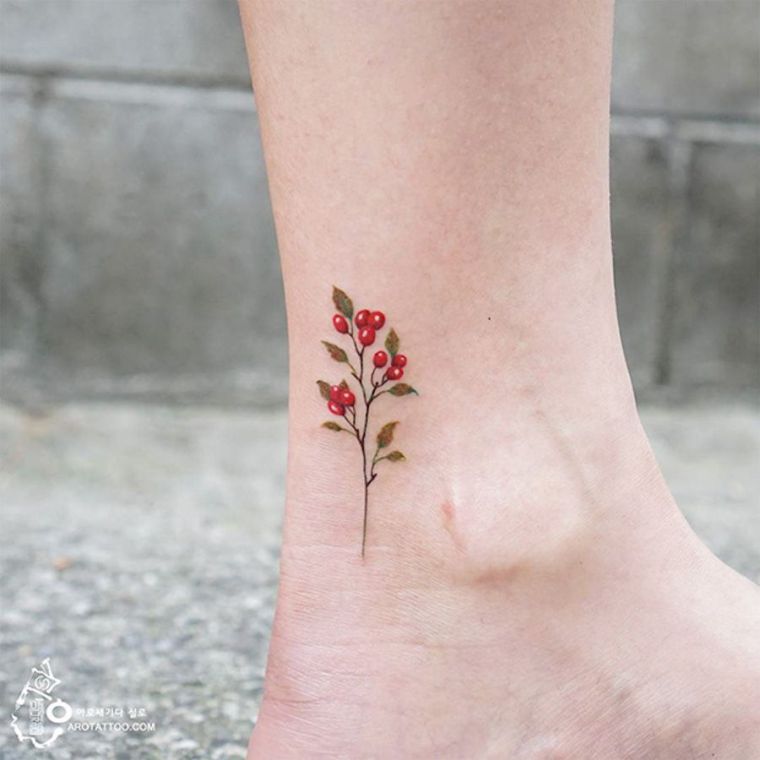 tatuaggio-donna-fiore-idea-piede