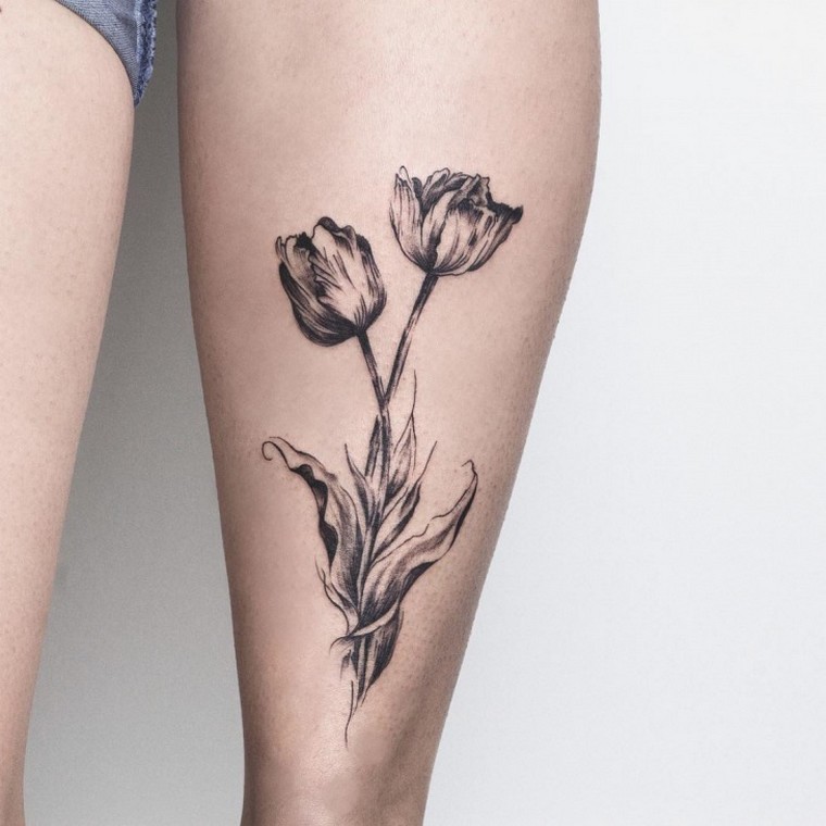 tulpių dilbio tatuiruotės idėjos
