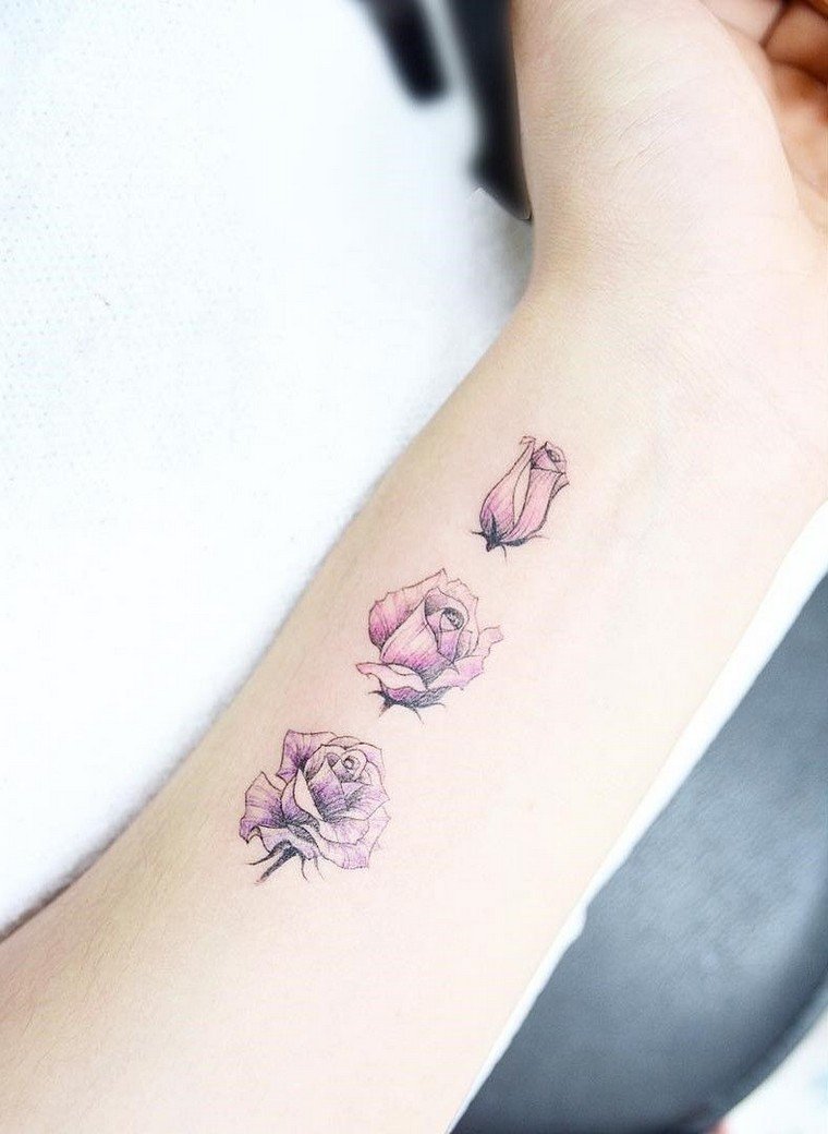 modello di tendenza dell'idea del significato del fiore del tatuaggio