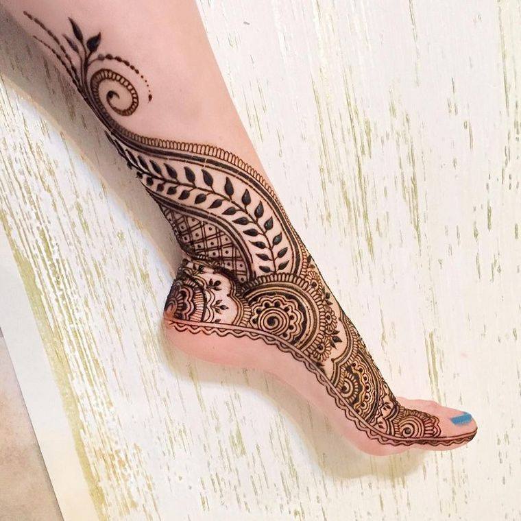marokkó-ideiglenes-henna-tetoválás-kezek-lábakhoz