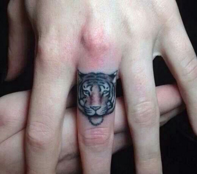 tiger-small-tattoo-hand-original