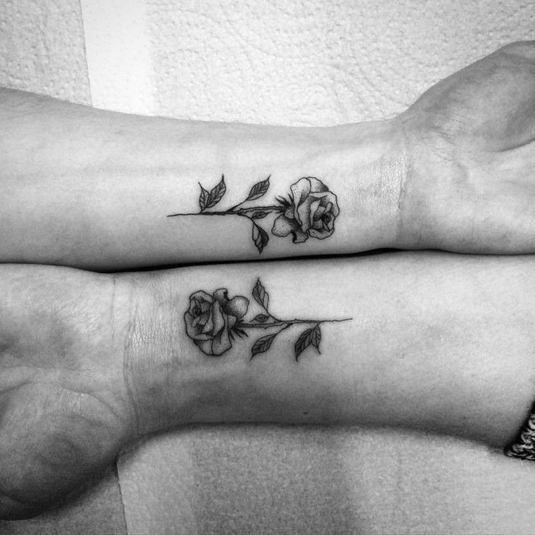 Tatuiruotės rankų tatuiruotės pora tatuiruotės gėlių idėjos