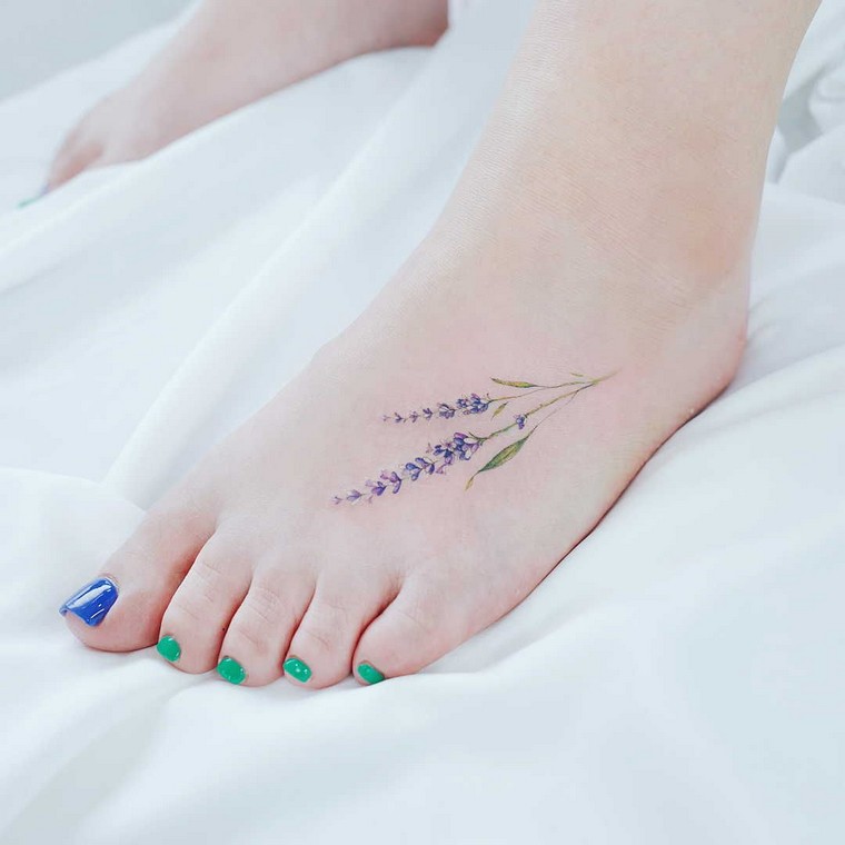 Predložak za tetovažu privremene ideje za tetovažu lavande