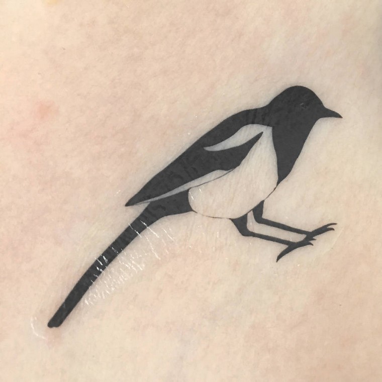 ptica-tetovaža-privremena-fotografija