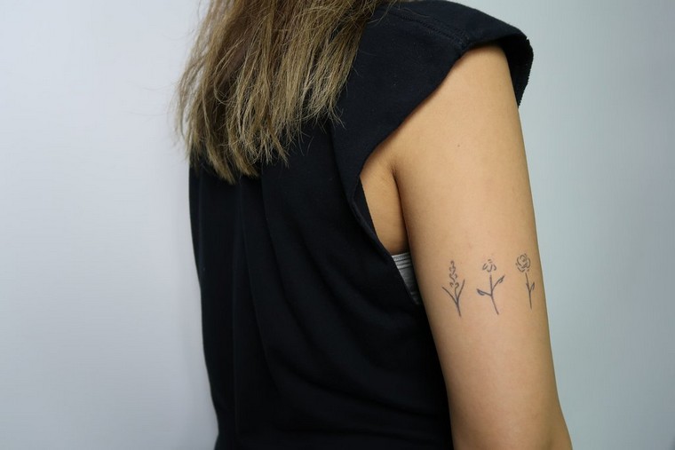 Privremena tetovaža privremena tetovaža cvijet tetovaža podlaktica žena