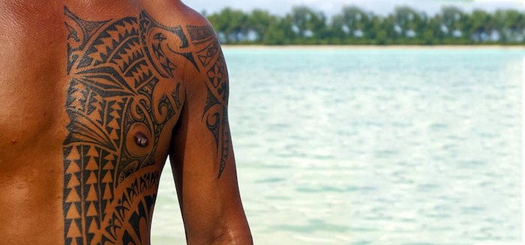 tatuiruotė-genčių-idėjos-maorių-polinezijos dizainas