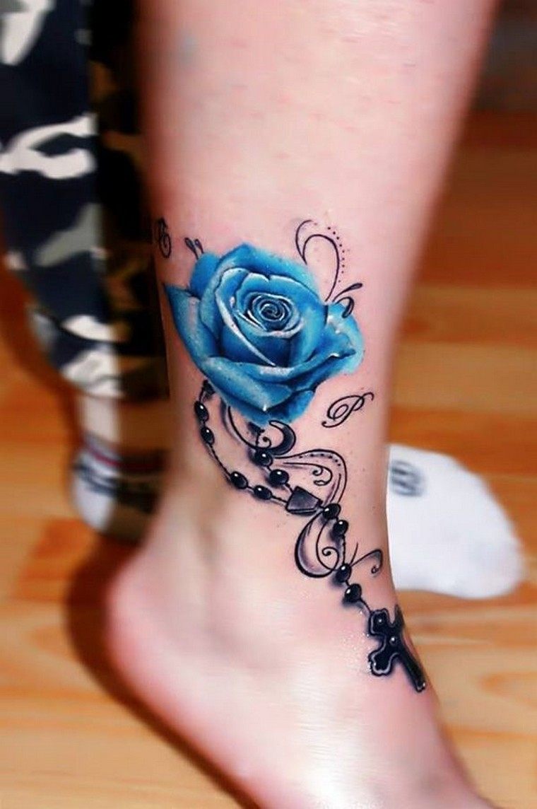 kék-rózsa-tetoválás-ötlet-fotó