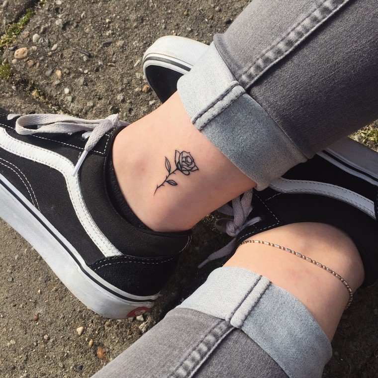 rózsa boka tetoválás ötlet kis tetoválás