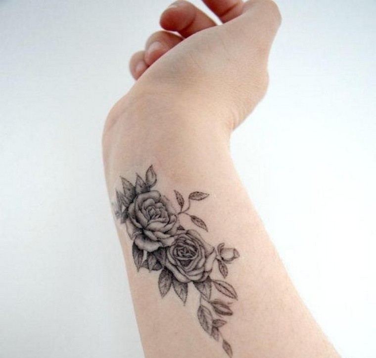 gėlių tatuiruotės idėjos