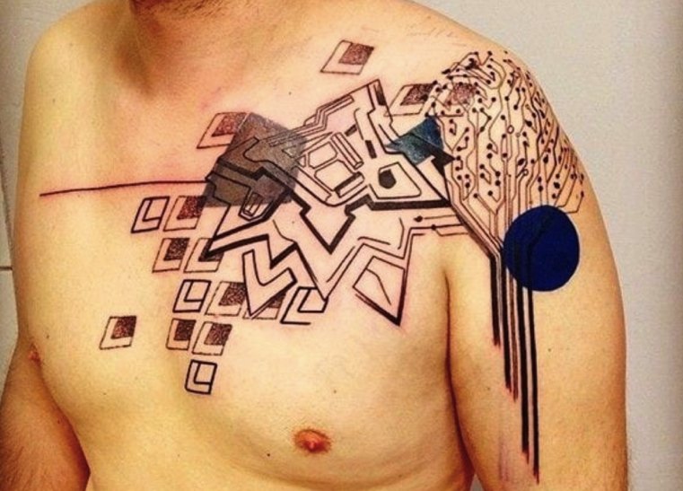 geometrinis-darbas-petys-tatuiruotė