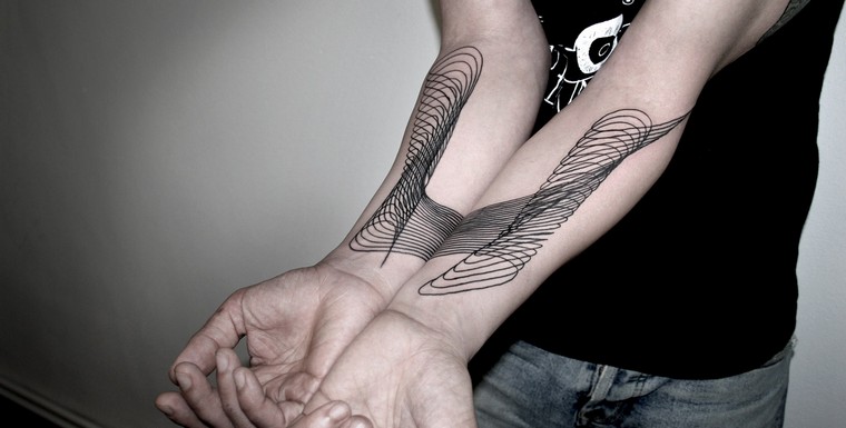 tatuiruotė-originali-idėja-tatuiruotė-ranka