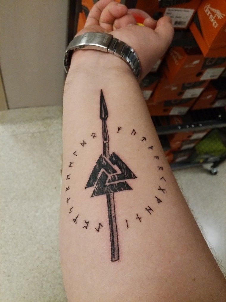 valknut viking tatuiruotė dilbis vyras moteris