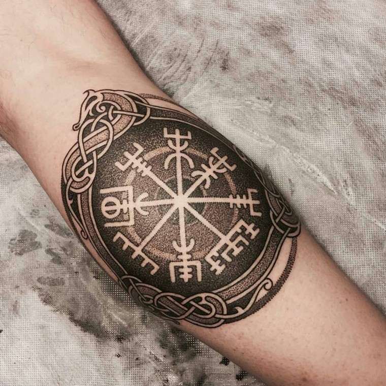 tattoo-arm-viking-tattoo-reikšmė