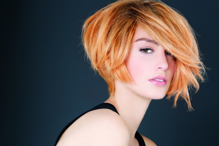 hajvágás nőknek trend rövid vörös haj modern ötlet trend szezon hajvágás színezés