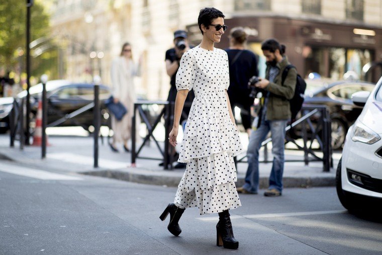 abito lungo a pois look steet fashion donna