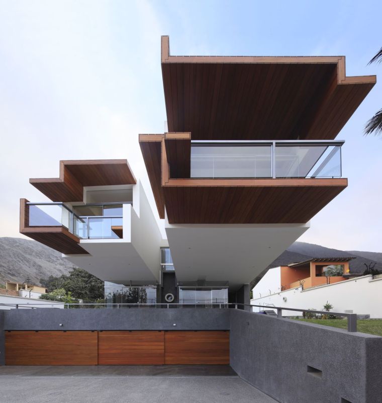 terasa-dizainas-modernus-architektūra-namas