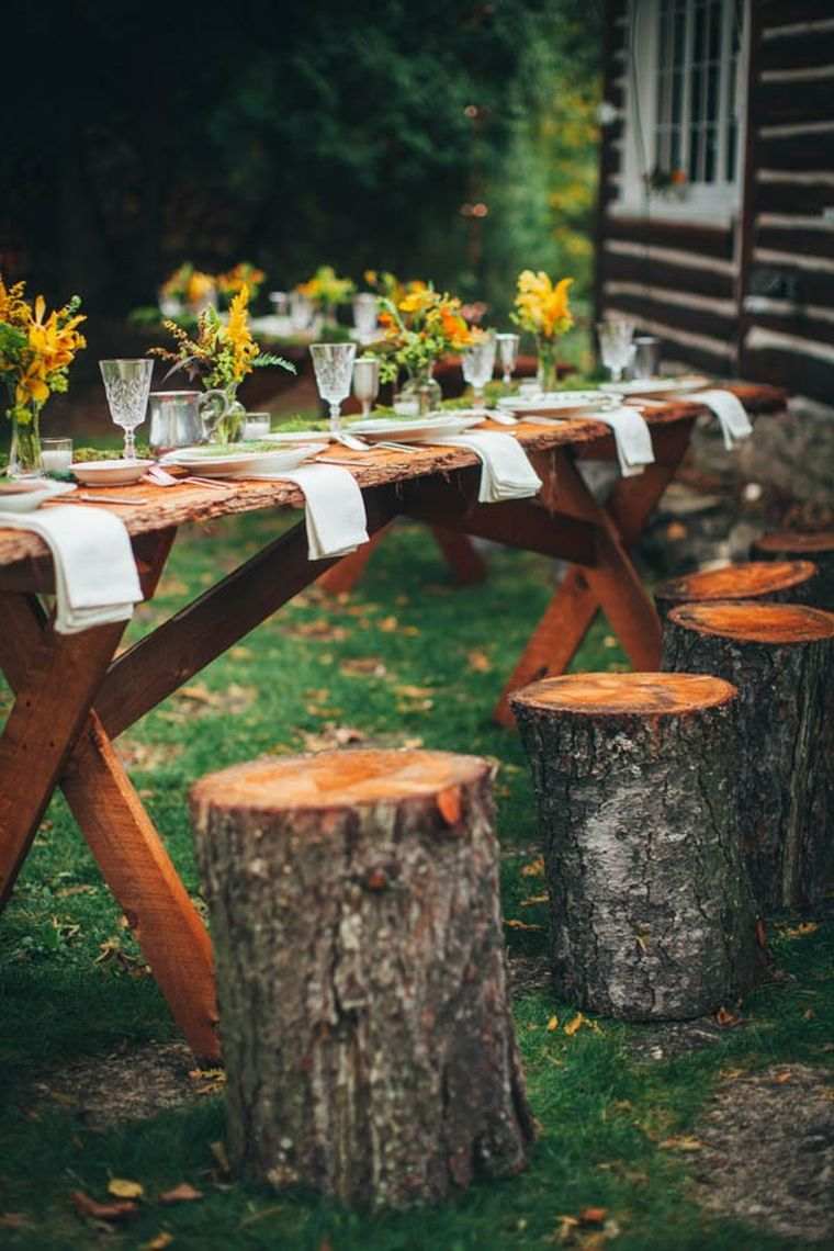 秋の結婚式のテーマ素朴なテーブル装飾