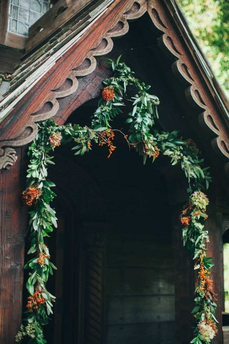 vestuvių dekoravimas-rudens-gėlių-arkos-idėja