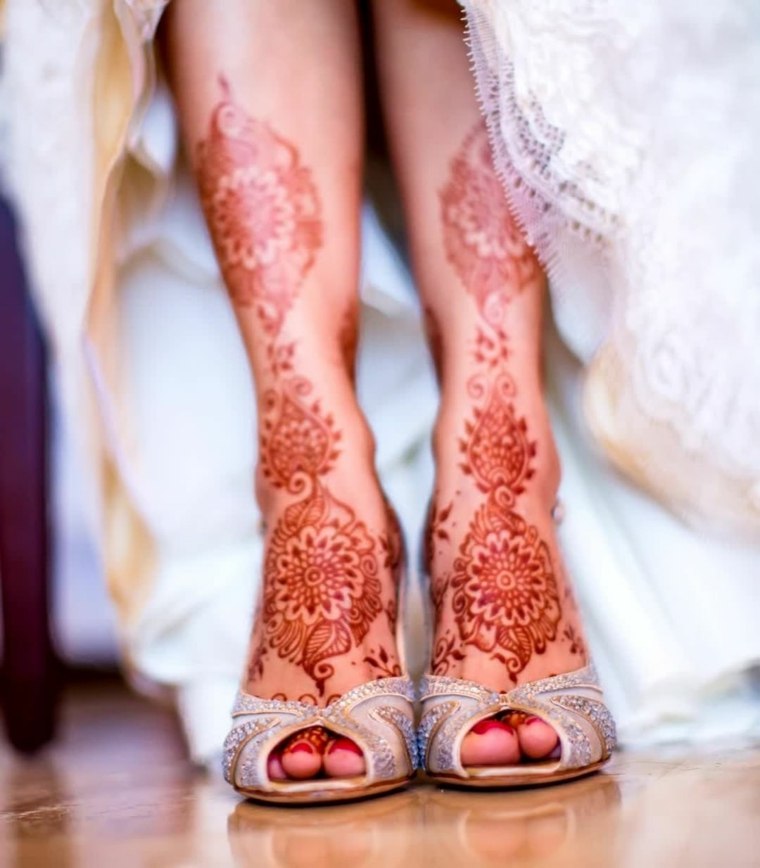 theme-mariage-marocain-tattoo-marocain-henna-mariee-feet-henna-dicséret